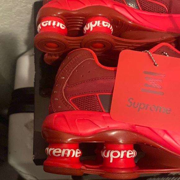 Nike shox Supreme RED - Picture 3 of 8